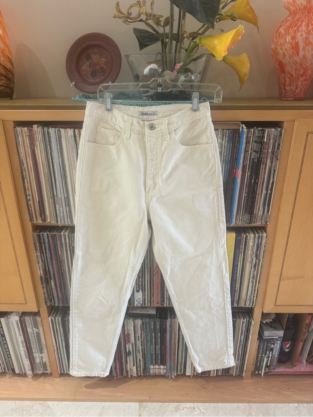 DRAMATIC PRICE DROP: VTG.IMMACULATE GUESS JEANS USA, 29, full thigh;straight leg